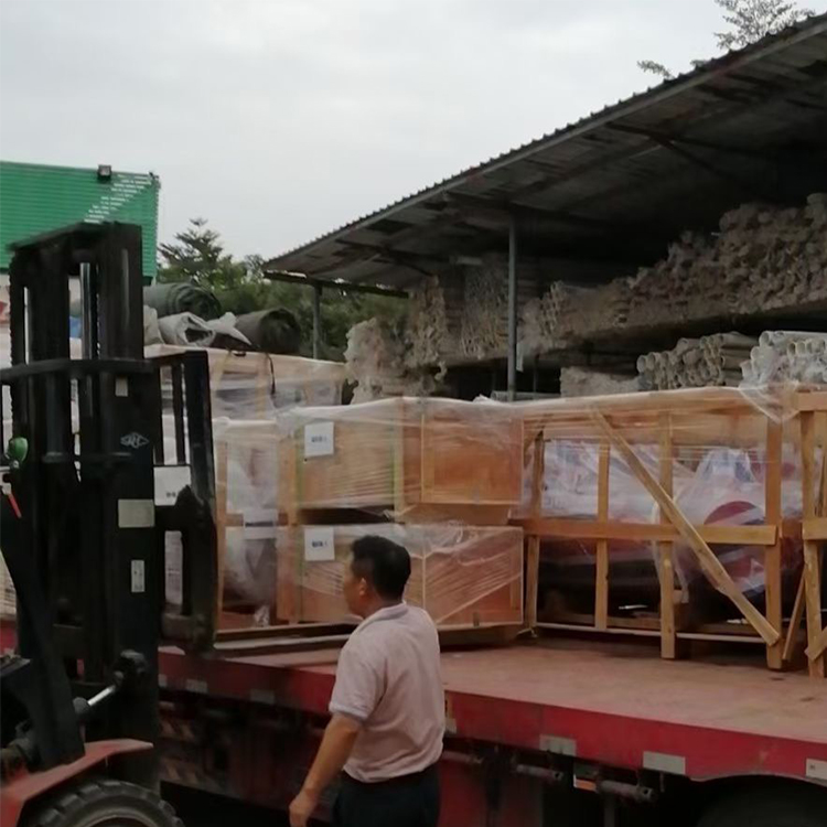 綠聯(lián)凈化降溫消煙系統(tǒng)出貨 綠聯(lián)凈化降溫消煙系統(tǒng)出貨