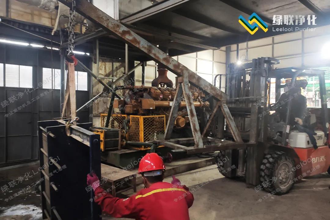 脫硝設備正在安裝 脫硝設備正在安裝